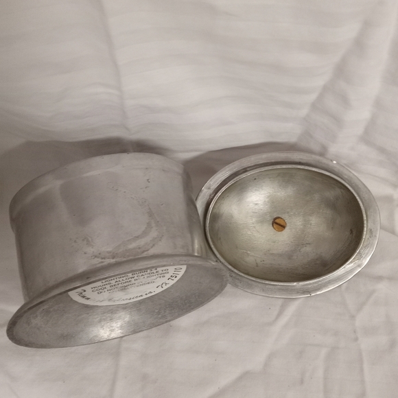 Vintage Oval Handcrafted Silver Metal Trinket Box - Picture 2 of 6